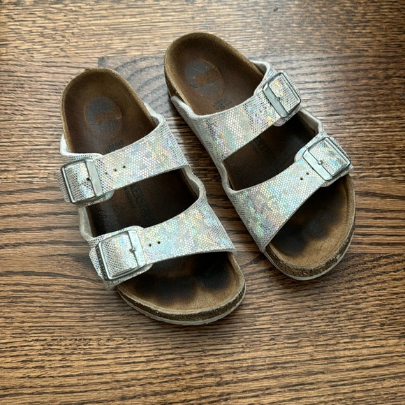 Girls Birkenstocks - Picture 1 of 3